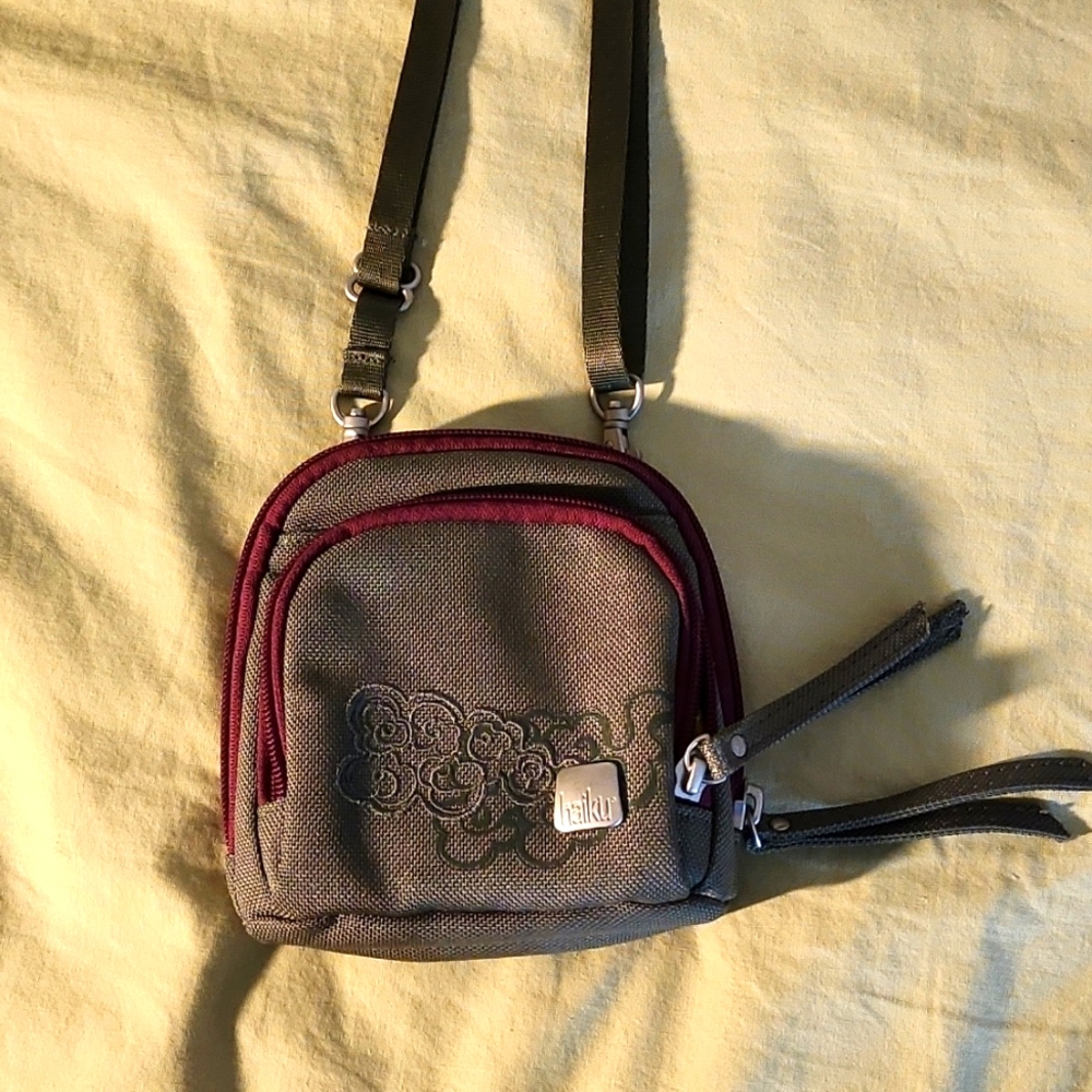 Shoulder bag
